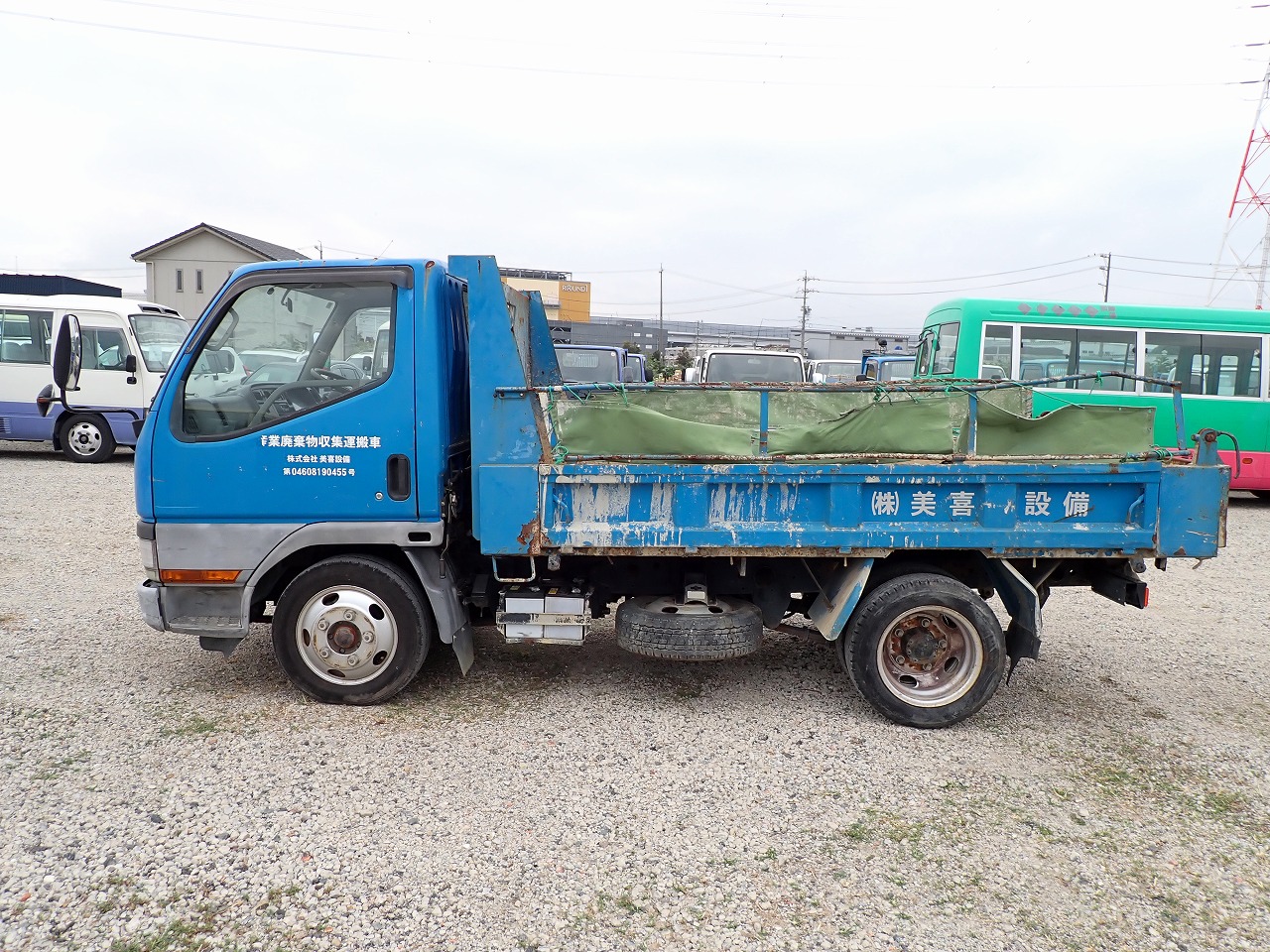 MITSUBISHI Canter