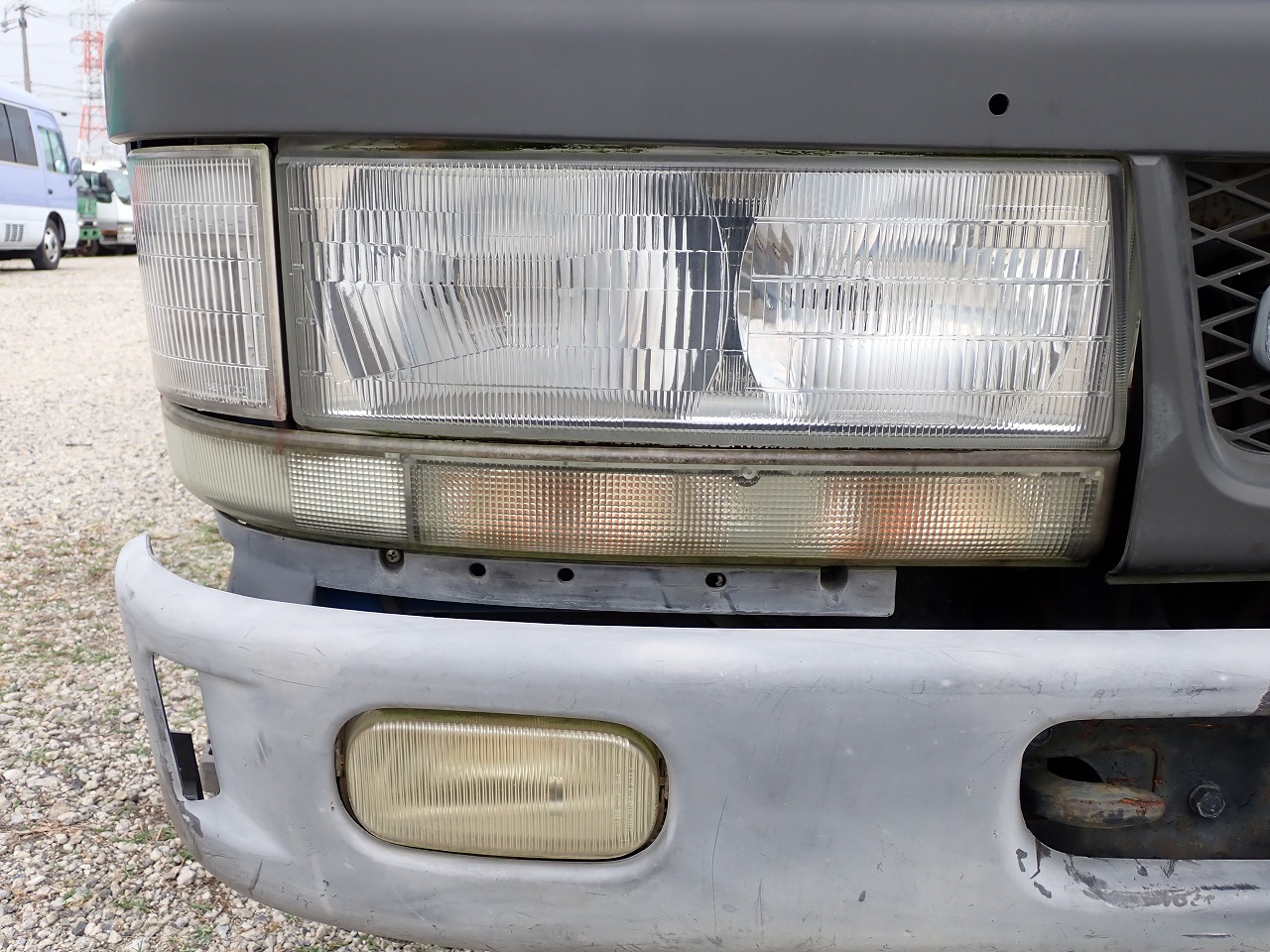 MITSUBISHI Canter