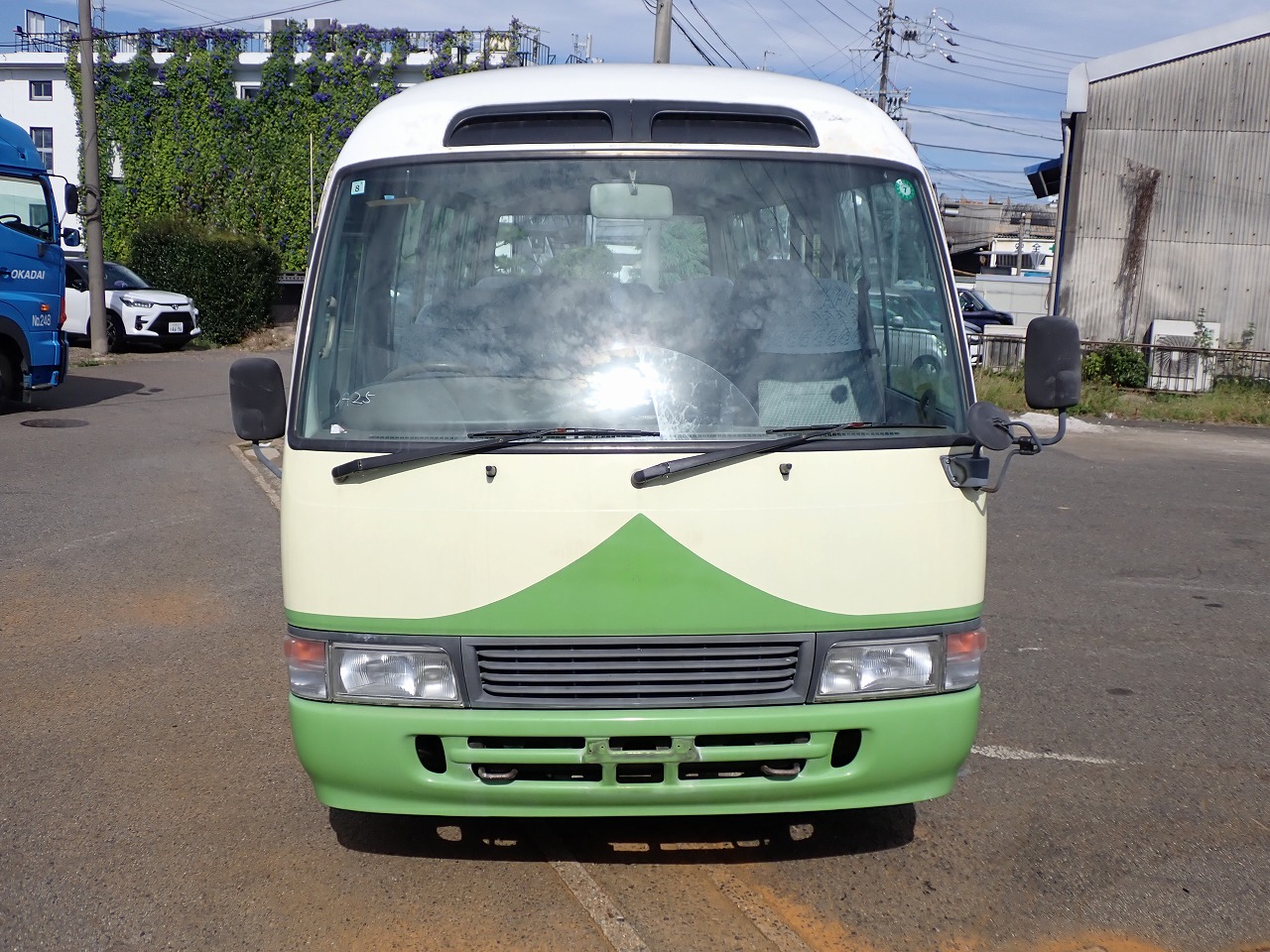TOYOTA Coaster