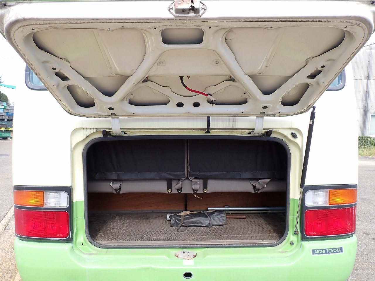 TOYOTA Coaster
