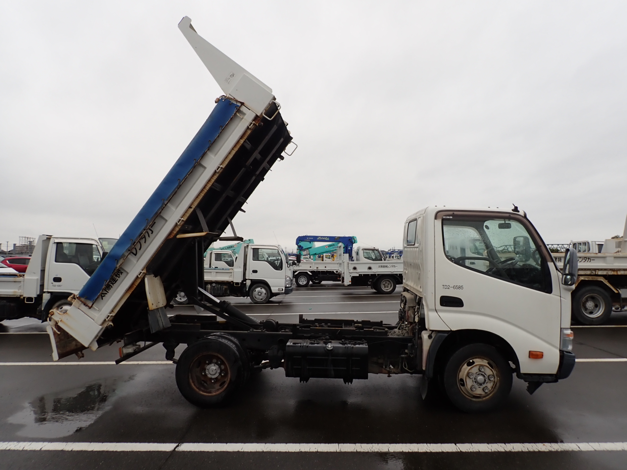 HINO Dutro