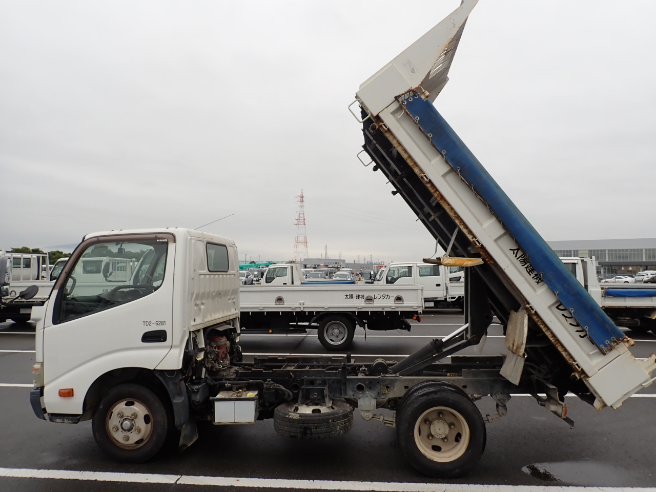 HINO Dutro