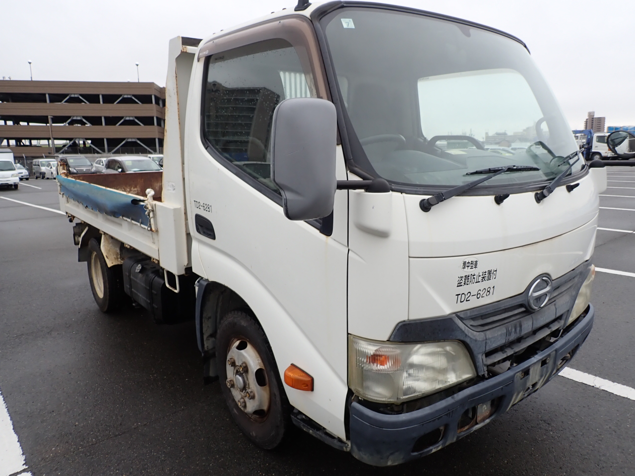 HINO Dutro
