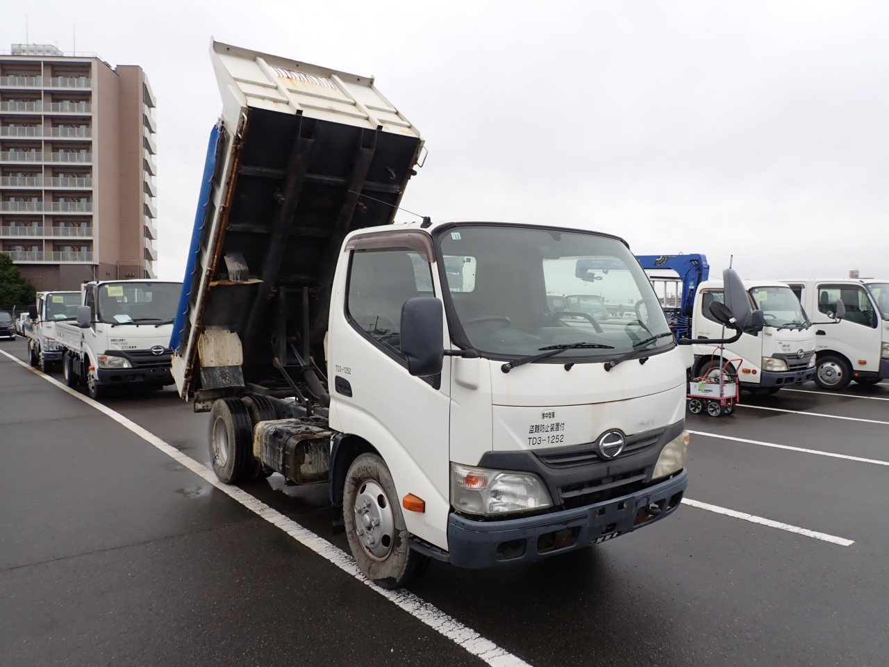 HINO Dutro