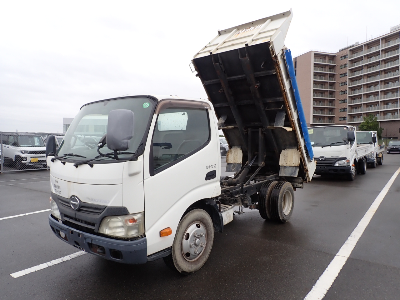 HINO Dutro