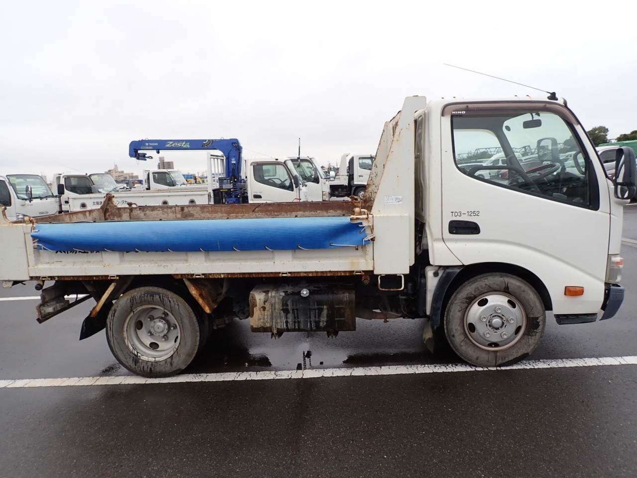 HINO Dutro