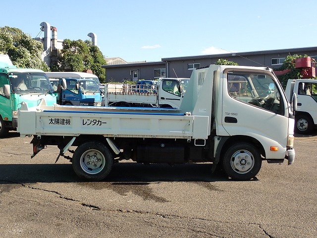 HINO Dutro
