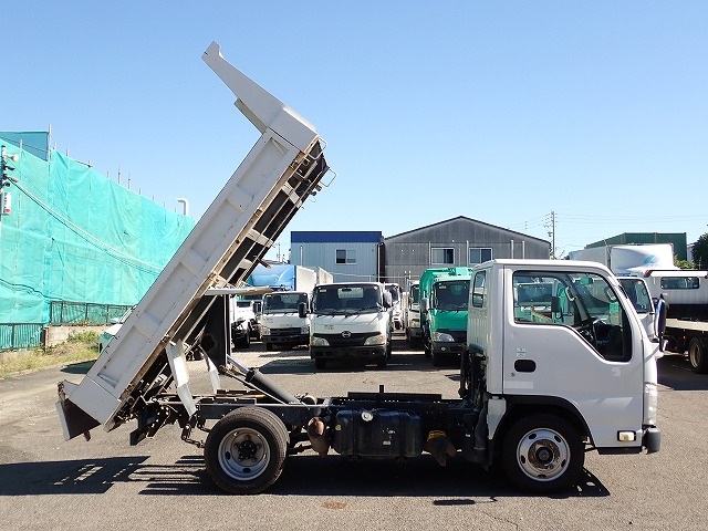 ISUZU Elf Truck