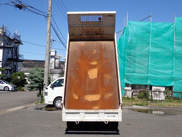 ISUZU Elf Truck