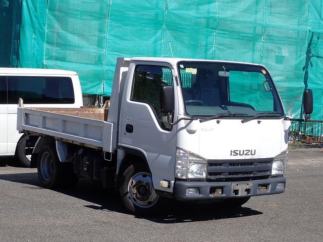 ISUZU Elf Truck