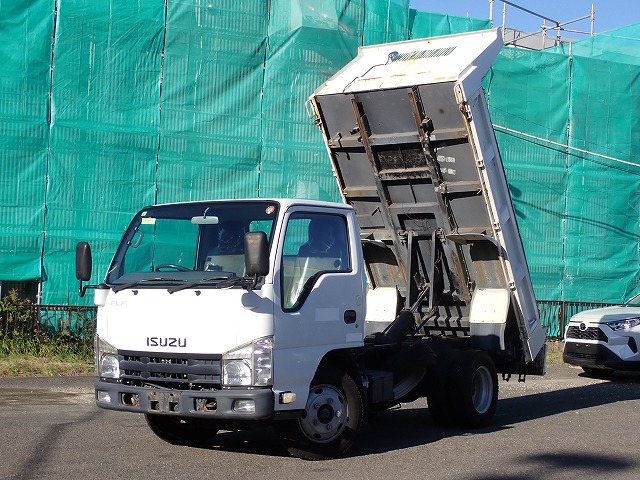 ISUZU Elf Truck