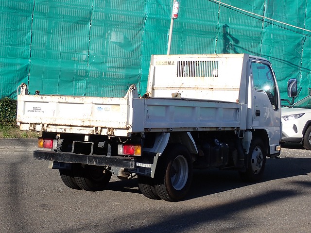 ISUZU Elf Truck