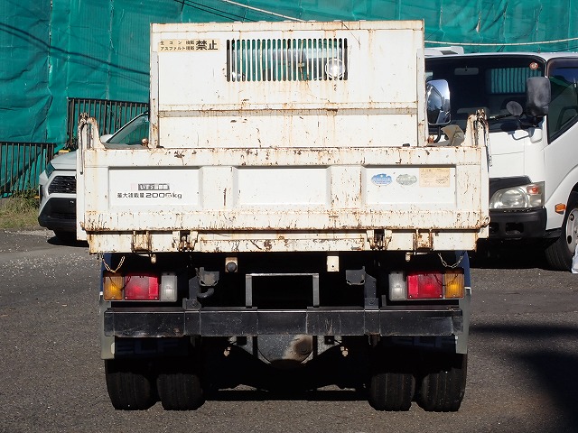 ISUZU Elf Truck