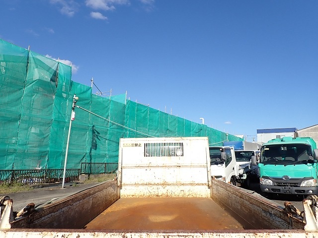 ISUZU Elf Truck