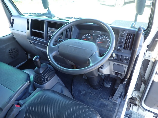 ISUZU Elf Truck