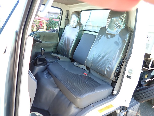 ISUZU Elf Truck