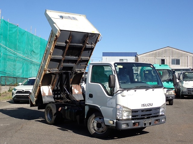 ISUZU Elf Truck