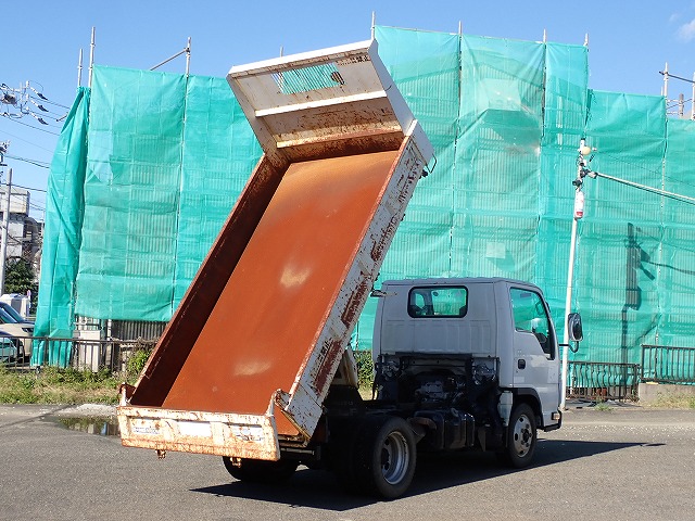 ISUZU Elf Truck