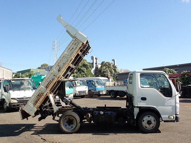 ISUZU Elf Truck