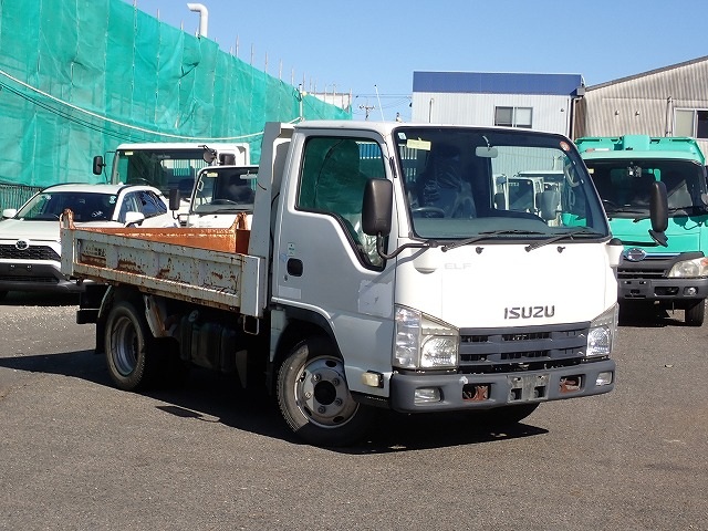ISUZU Elf Truck