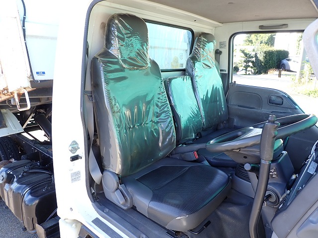 ISUZU Elf Truck