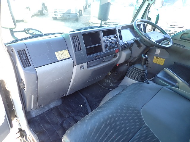 ISUZU Elf Truck