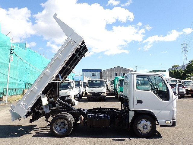 ISUZU Elf Truck