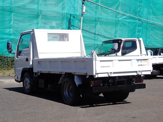 ISUZU Elf Truck