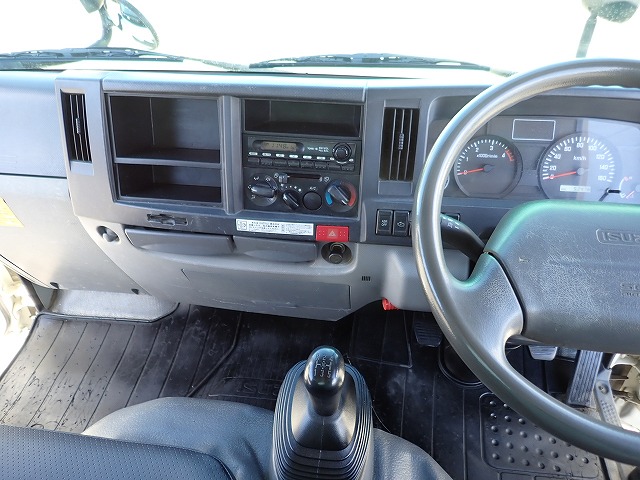 ISUZU Elf Truck