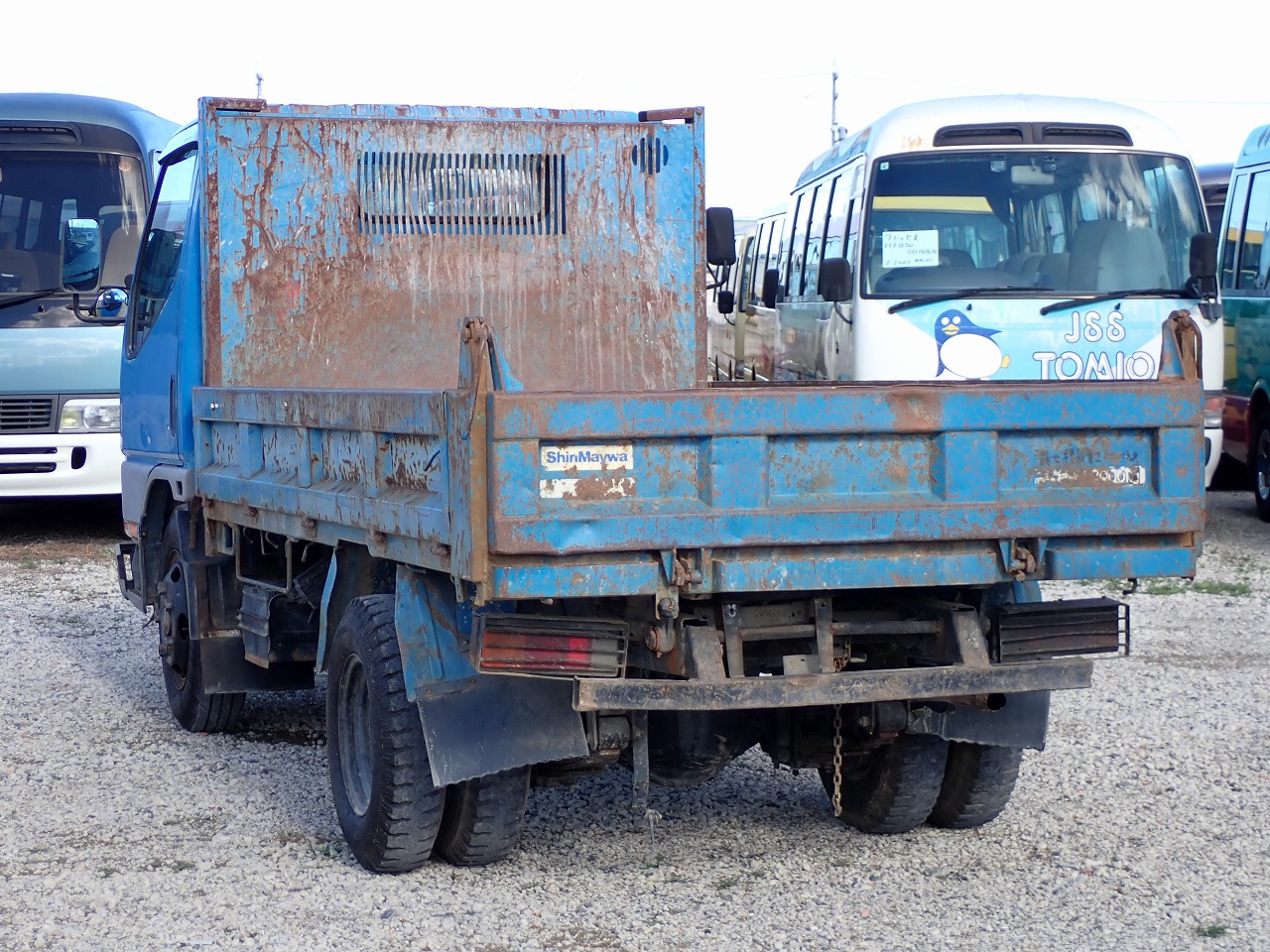 MITSUBISHI Canter