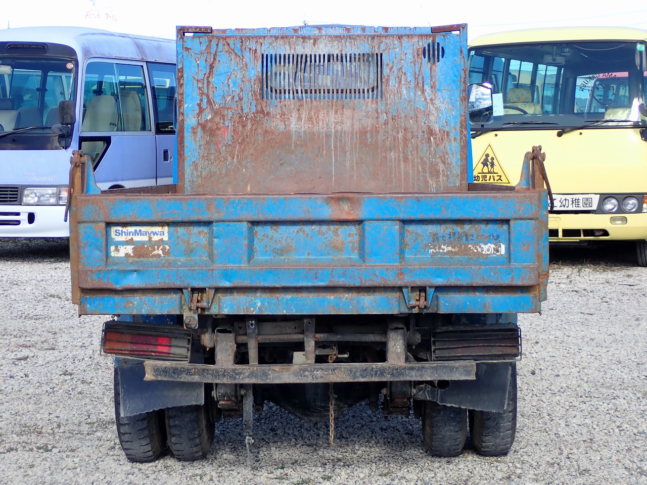 MITSUBISHI Canter
