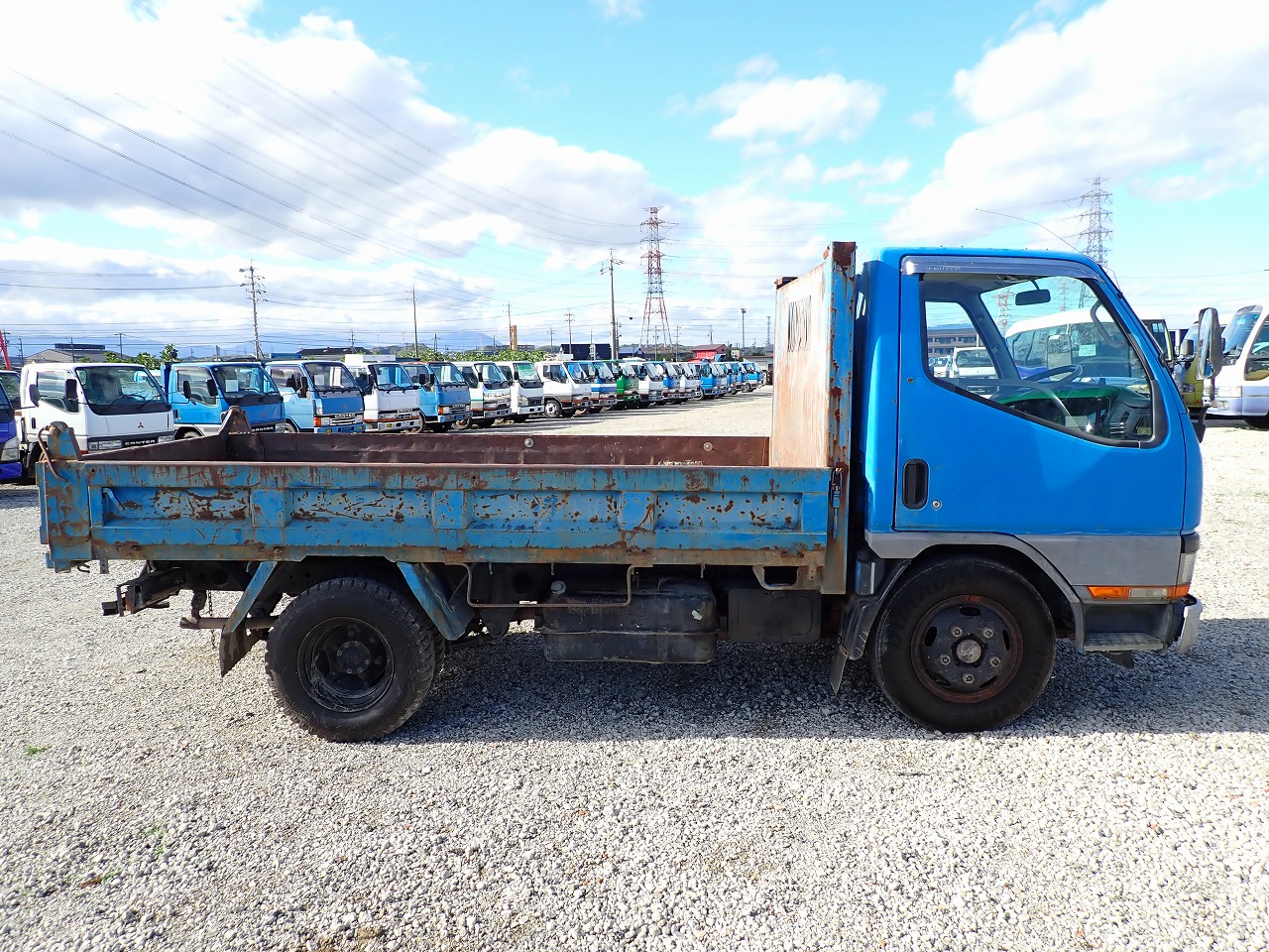 MITSUBISHI Canter