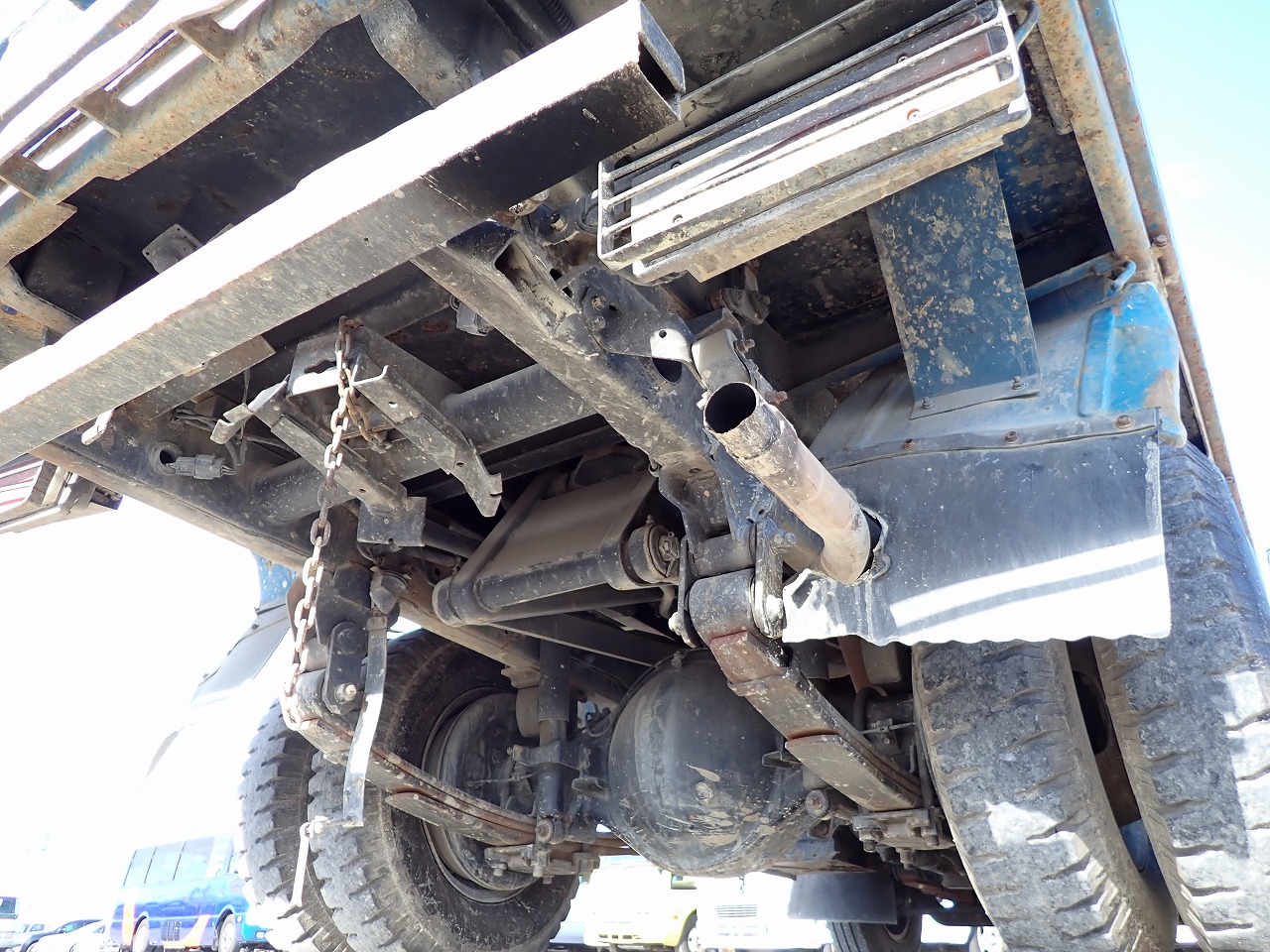 MITSUBISHI Canter