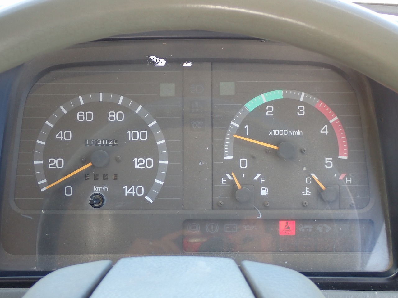 MITSUBISHI Canter