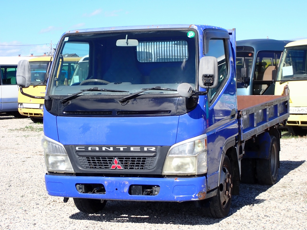 MITSUBISHI Canter