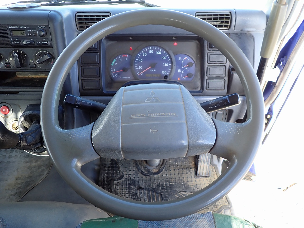 MITSUBISHI Canter