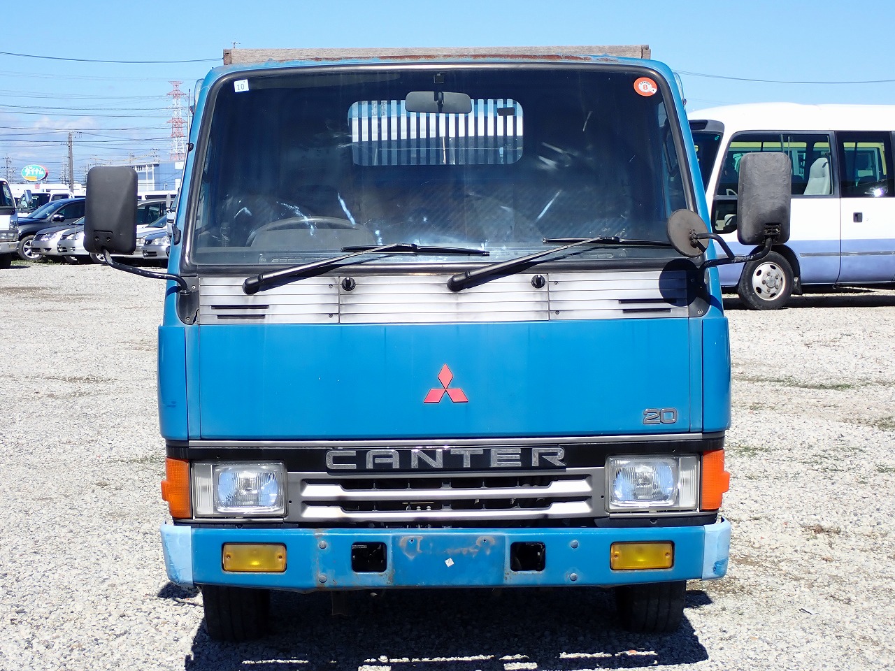 MITSUBISHI Canter