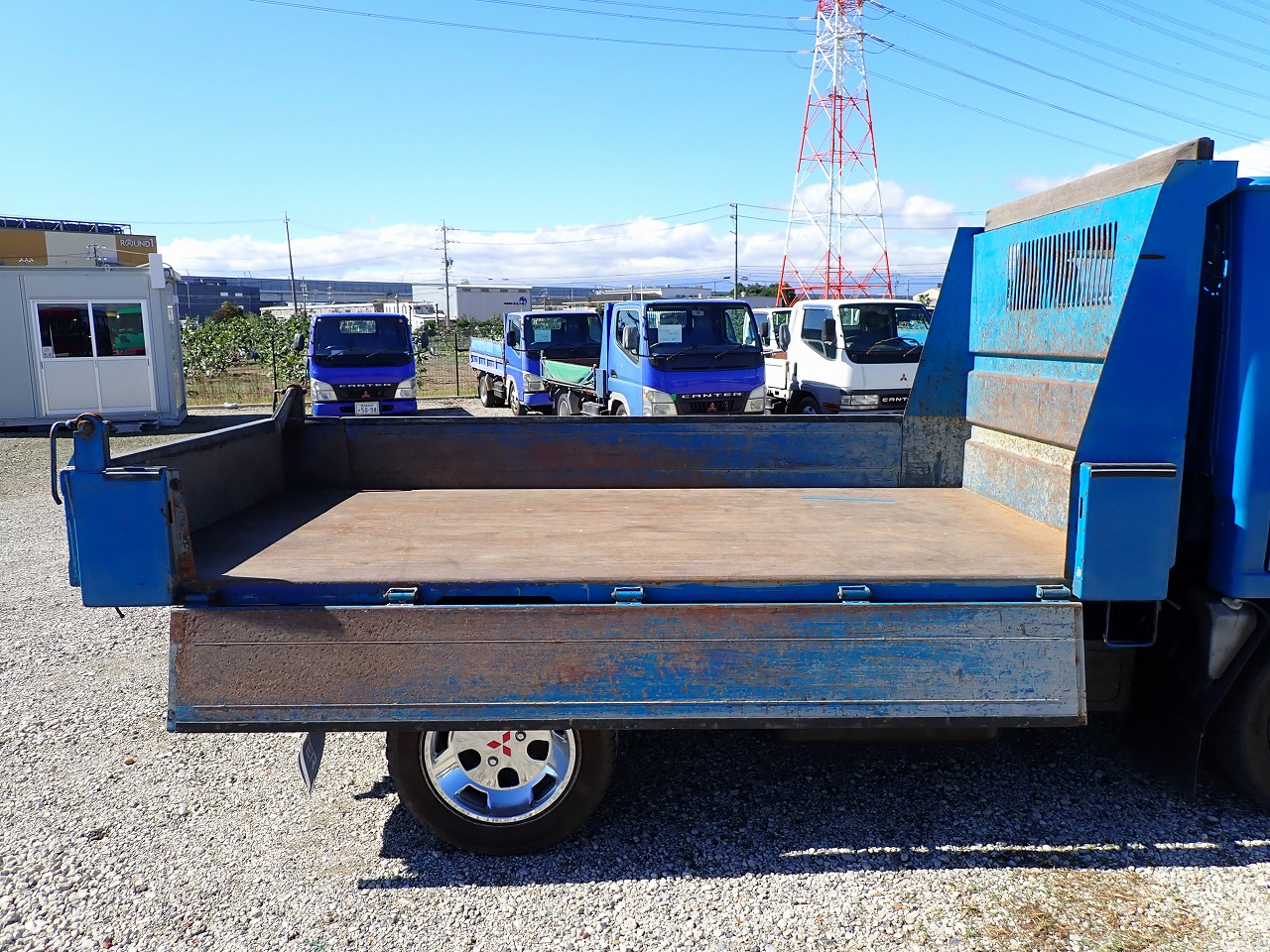 MITSUBISHI Canter