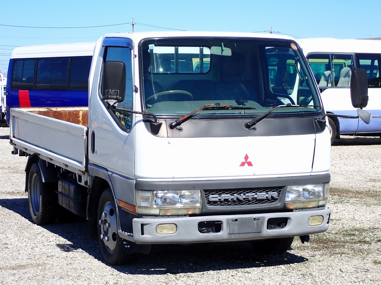 MITSUBISHI Canter