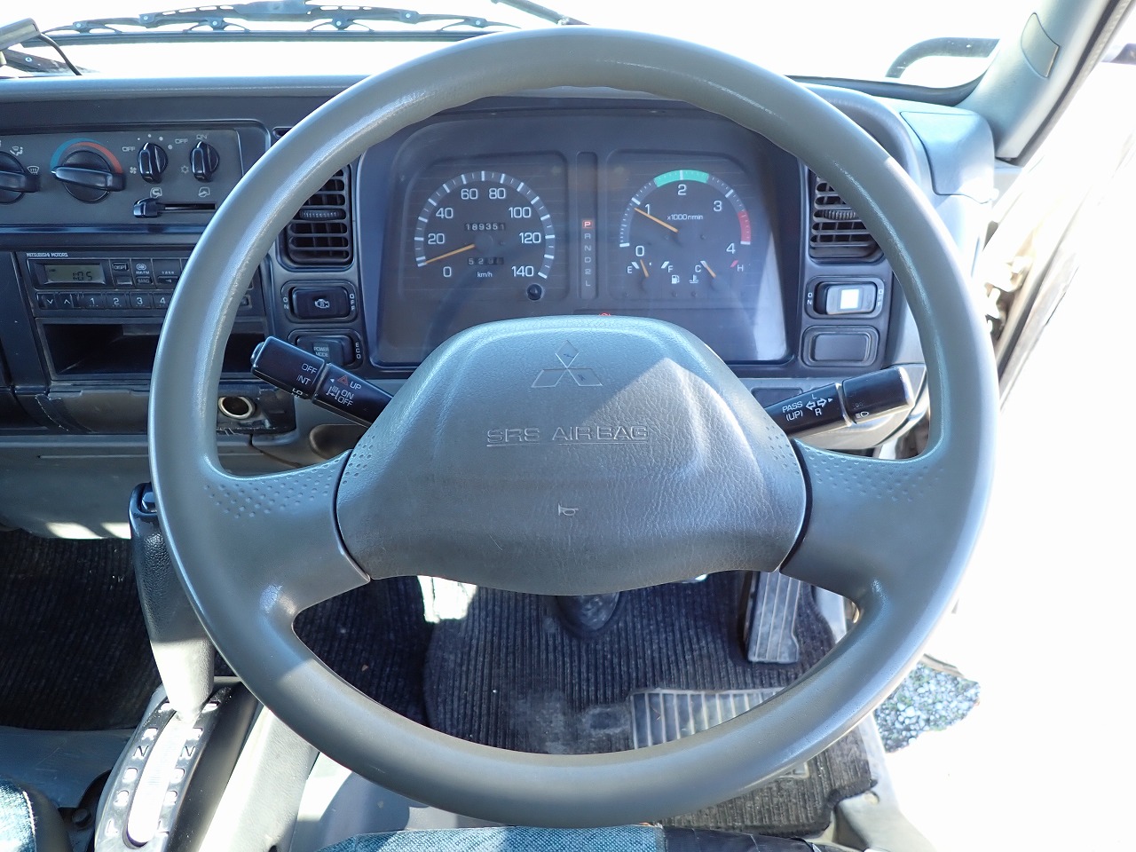MITSUBISHI Canter