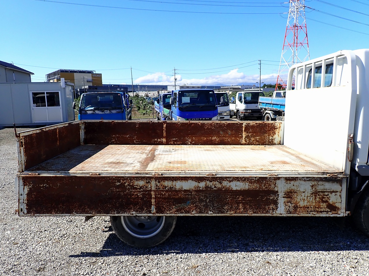 MITSUBISHI Canter