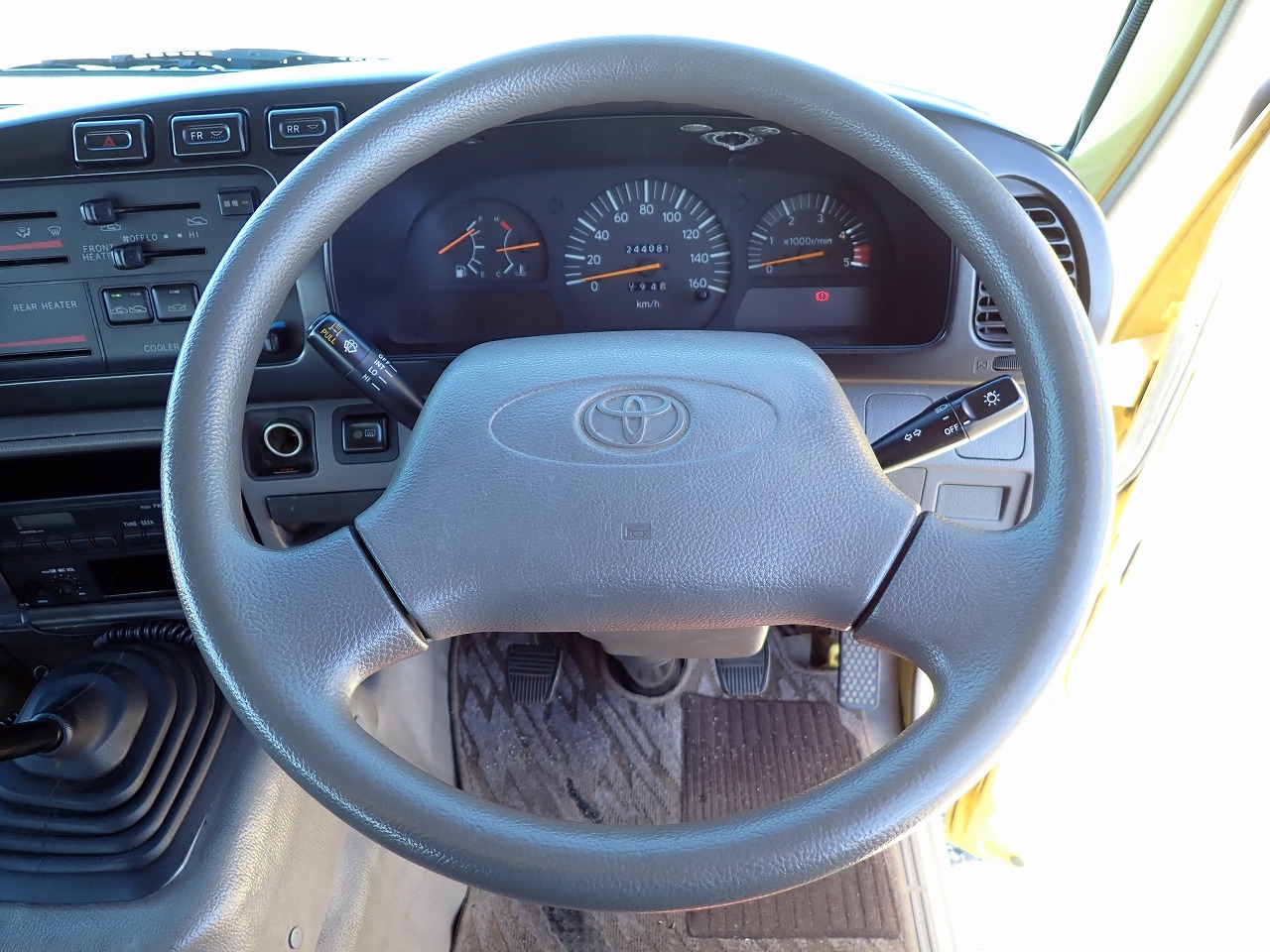 TOYOTA Coaster