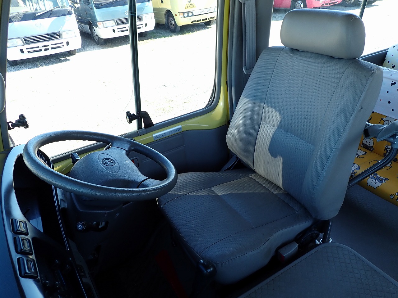 TOYOTA Coaster