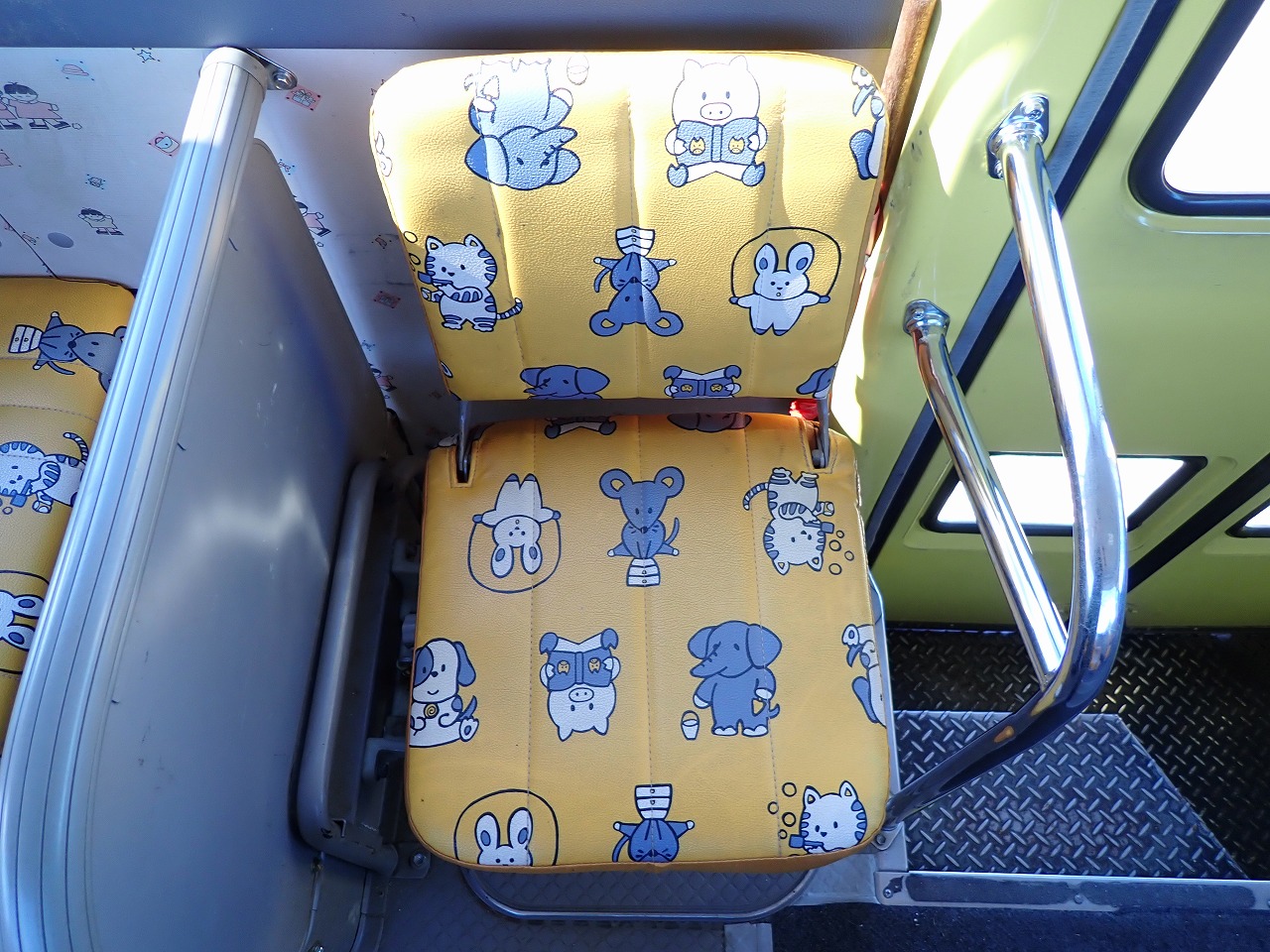 TOYOTA Coaster