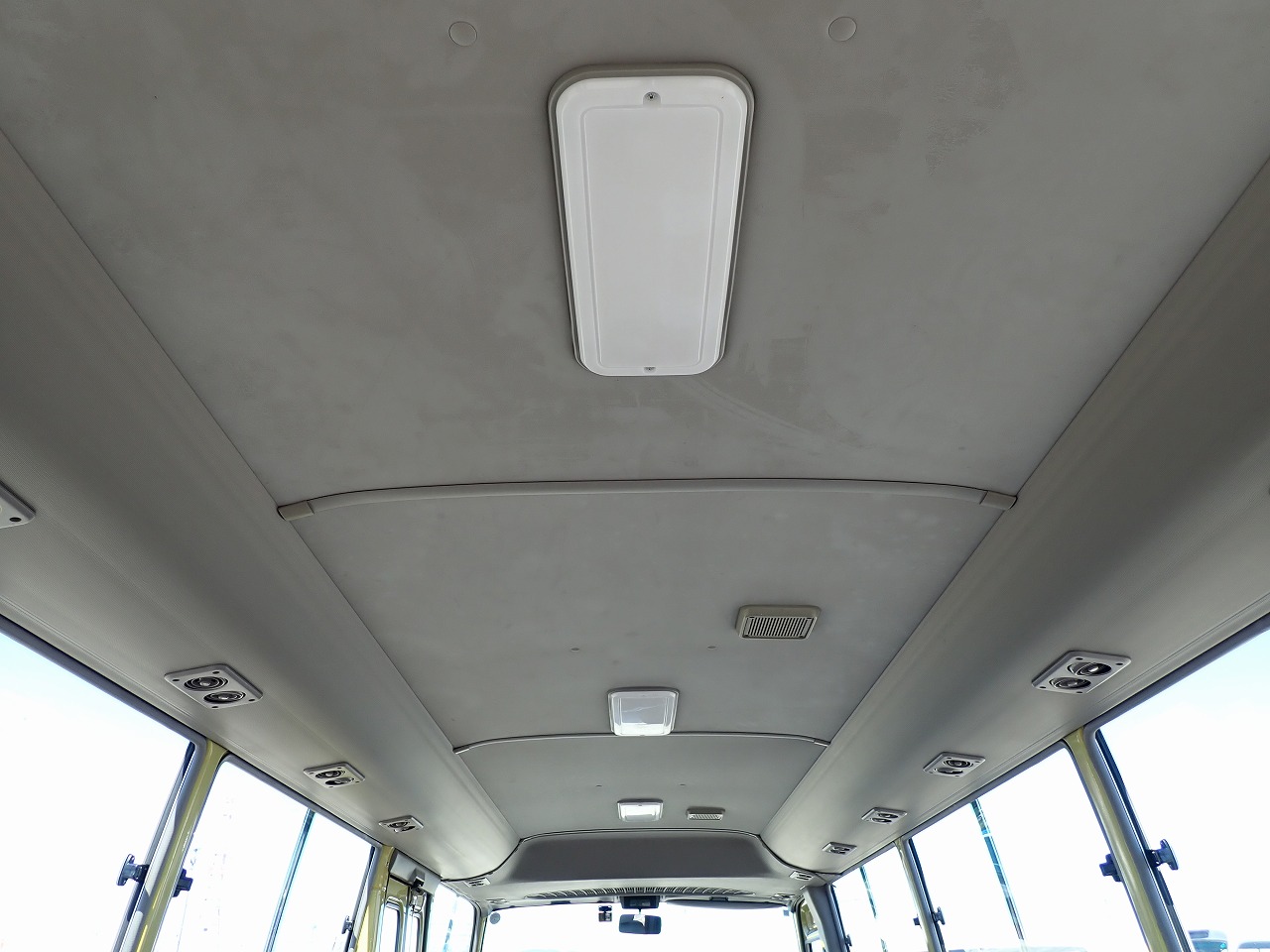 TOYOTA Coaster