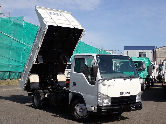 ISUZU Elf Truck