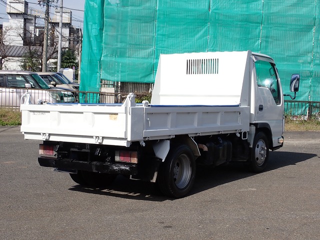 ISUZU Elf Truck