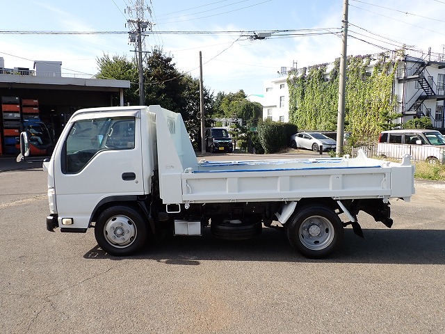 ISUZU Elf Truck