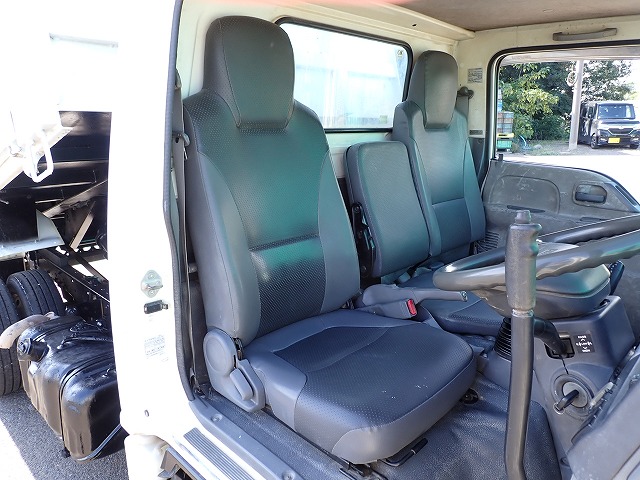 ISUZU Elf Truck