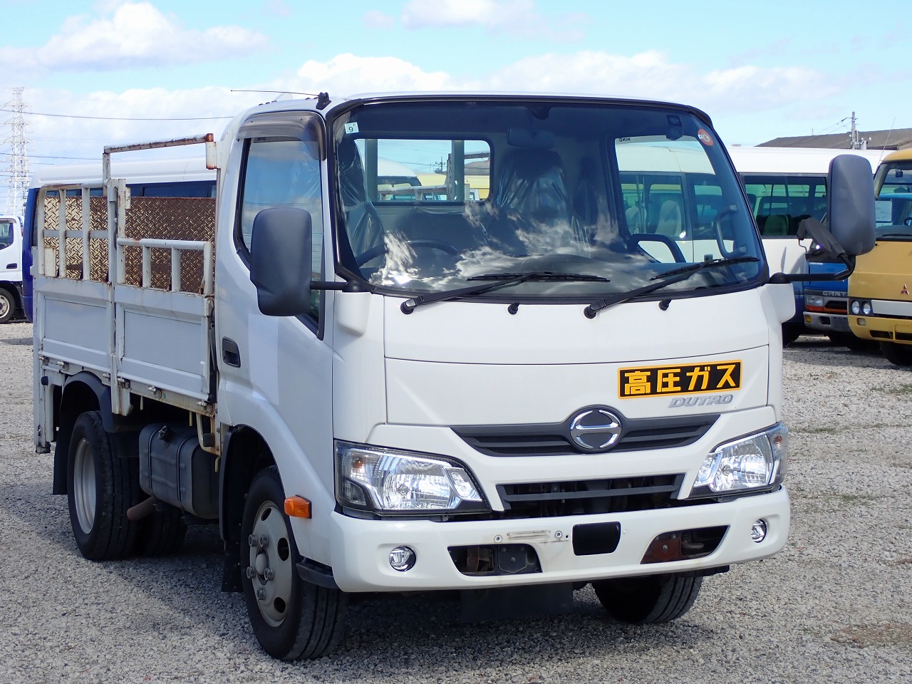 HINO Dutro